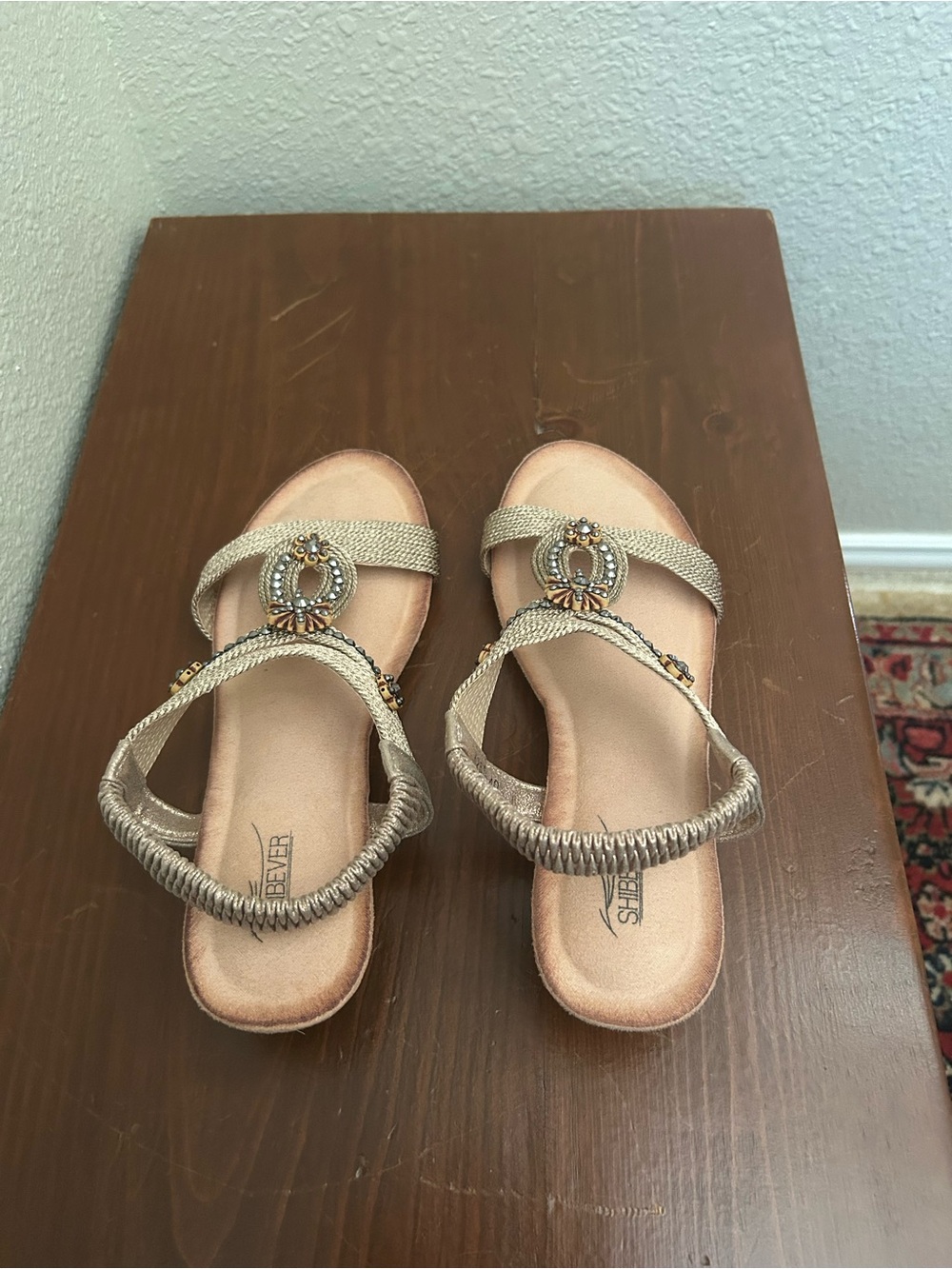 Size 8 women’s jeweled sandals by Shibever